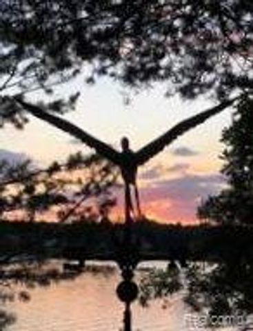 10418 KING Road, Springfield Twp, MI 48350