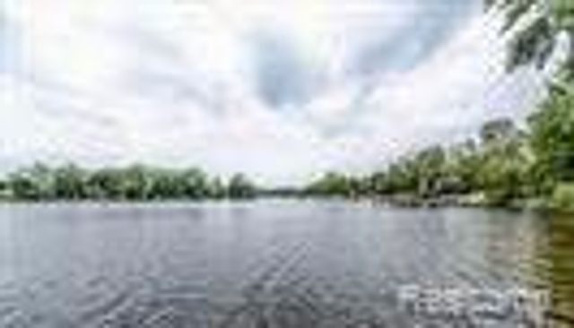 10418 KING Road, Springfield Twp, MI 48350