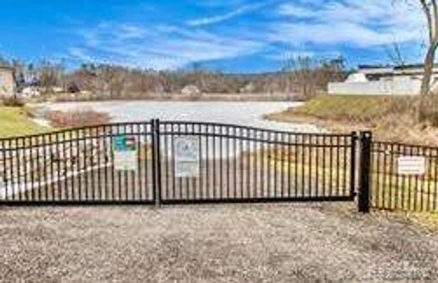 10418 KING Road, Springfield Twp, MI 48350