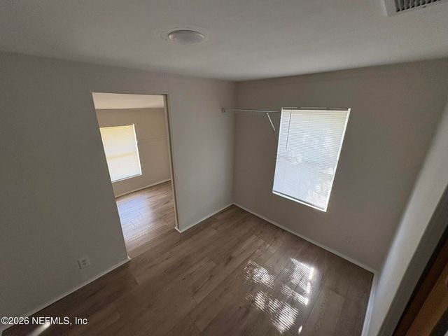 8326 GALVESTON Avenue, Jacksonville, CA 32211