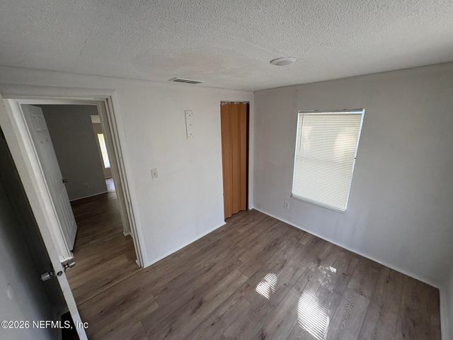 8326 GALVESTON Avenue, Jacksonville, CA 32211