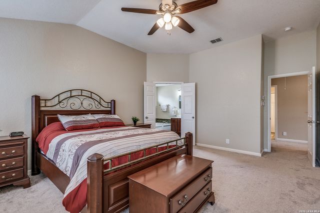 13118 Essen Frst, Helotes, TX 78023