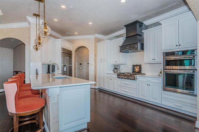 5727 YEATS MANOR DRIVE 402, Tampa, FL 33616