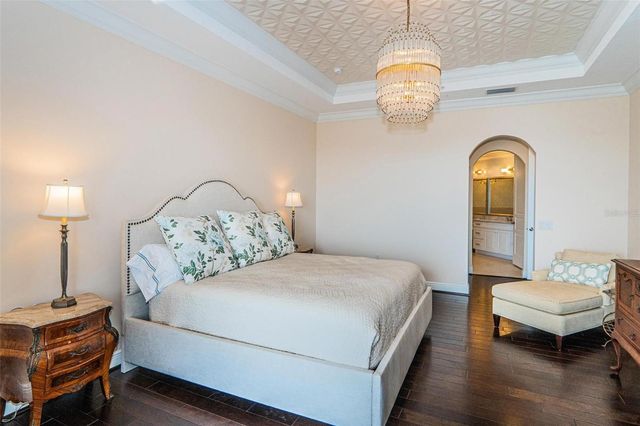 5727 YEATS MANOR DRIVE 402, Tampa, FL 33616