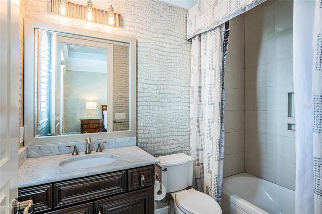 5727 YEATS MANOR DRIVE 402, Tampa, FL 33616