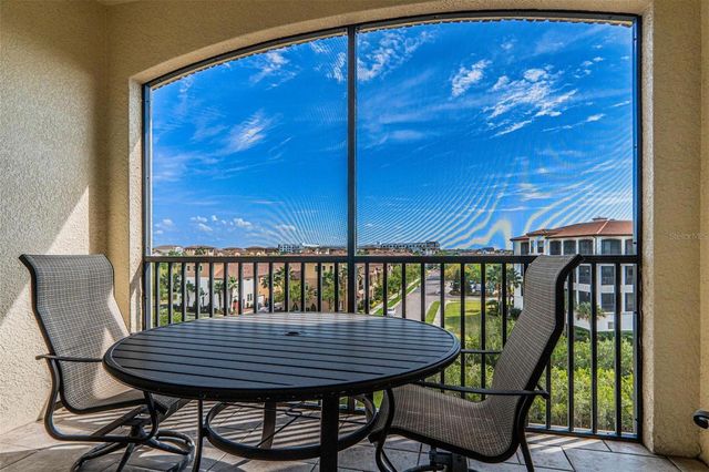 5727 YEATS MANOR DRIVE 402, Tampa, FL 33616