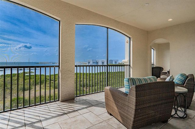 5727 YEATS MANOR DRIVE 402, Tampa, FL 33616