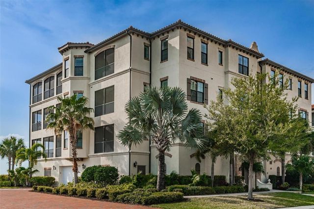 5727 YEATS MANOR DRIVE 402, Tampa, FL 33616