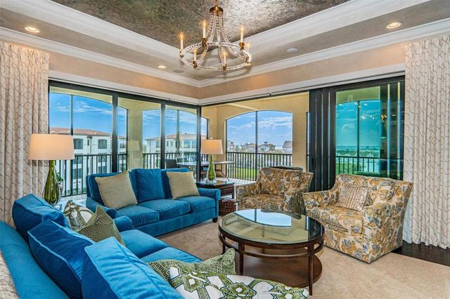 5727 YEATS MANOR DRIVE 402, Tampa, FL 33616