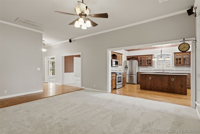 8926 N 130th East Avenue, Owasso, OK 74055