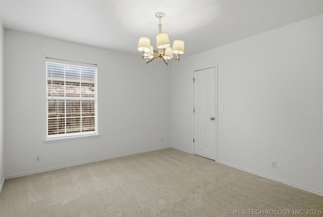 8926 N 130th East Avenue, Owasso, OK 74055
