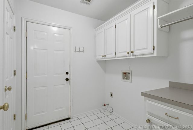8926 N 130th East Avenue, Owasso, OK 74055