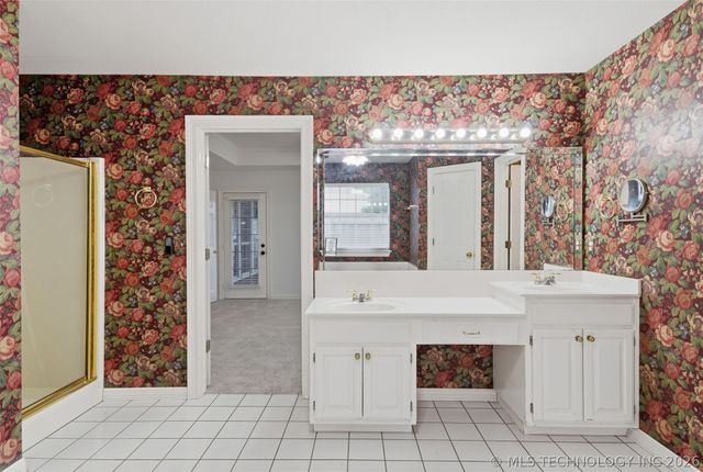 8926 N 130th East Avenue, Owasso, OK 74055
