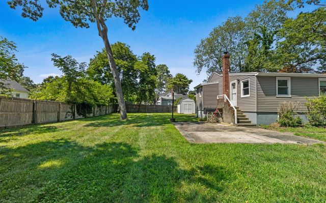 186 Orchid Drive, Mastic Beach, NY 11951