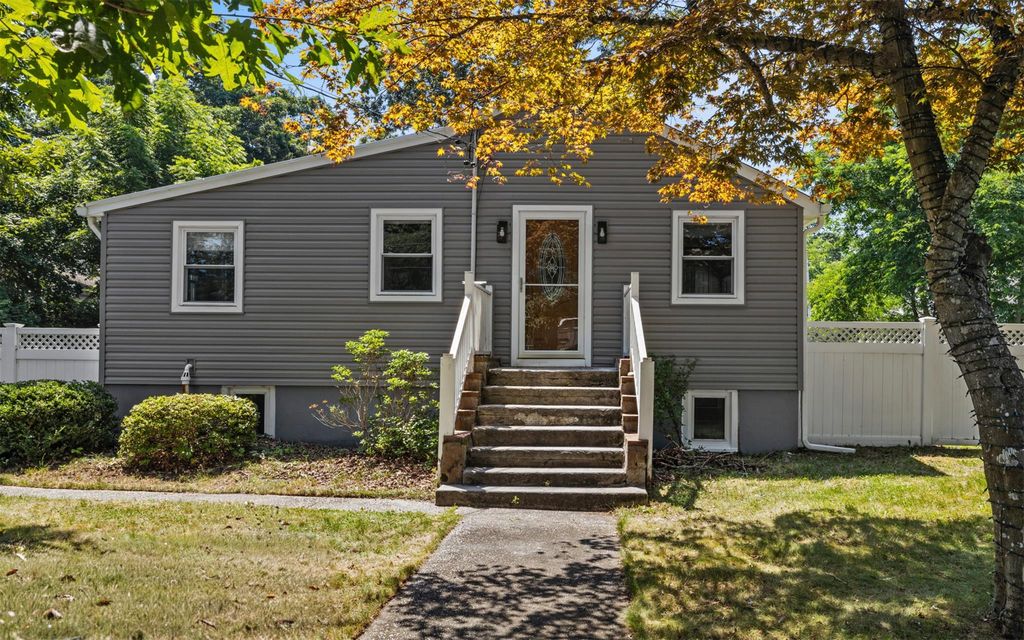 186 Orchid Drive, Mastic Beach, NY 11951