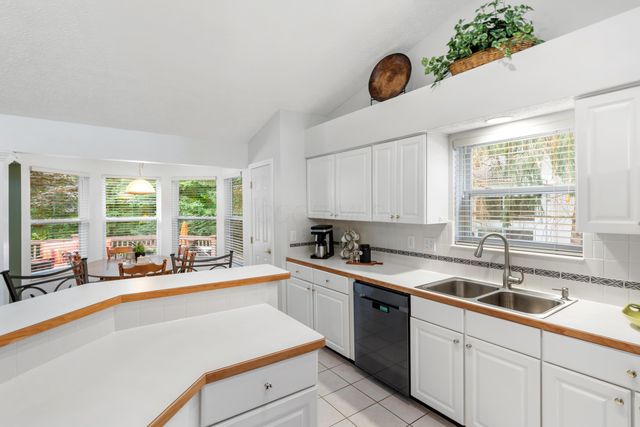 232 Kingsmeadow Lane, Blacklick, OH 43004