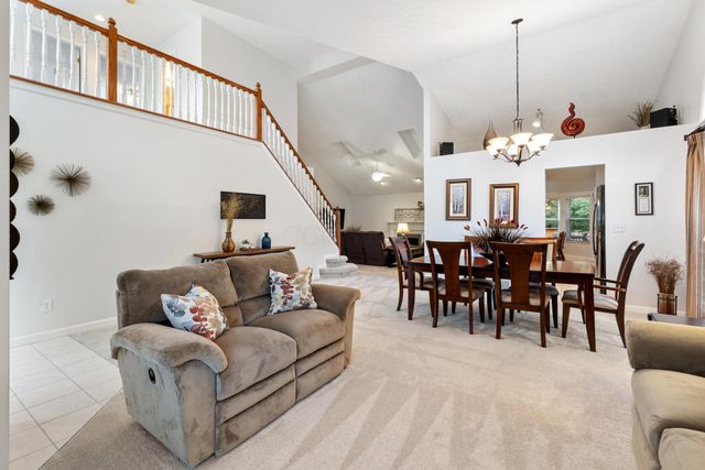 232 Kingsmeadow Lane, Blacklick, OH 43004