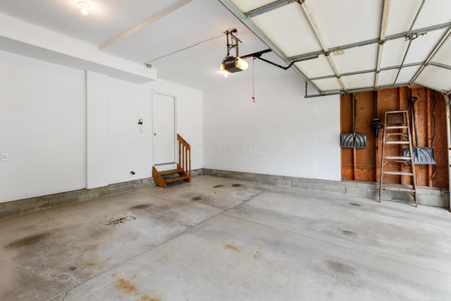 232 Kingsmeadow Lane, Blacklick, OH 43004