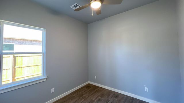 424 Remington Avenue, Jones, OK 73049