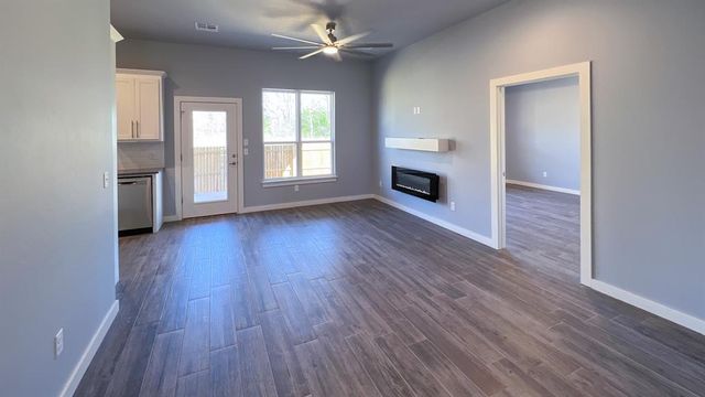 424 Remington Avenue, Jones, OK 73049