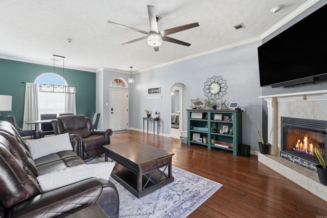 1630 Hosta, Conway, AR 72034
