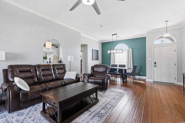 1630 Hosta, Conway, AR 72034