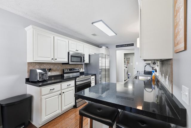 1630 Hosta, Conway, AR 72034