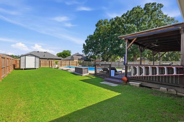 1630 Hosta, Conway, AR 72034