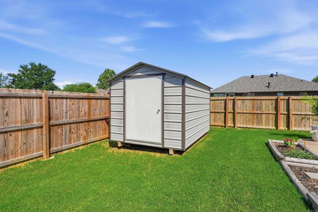 1630 Hosta, Conway, AR 72034