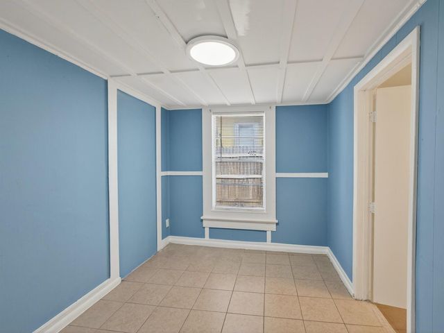 964 W Lakewood Road, West Palm Beach, FL 33405