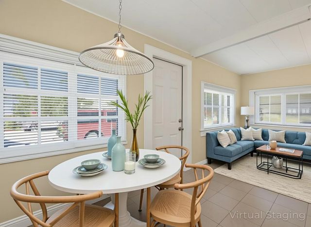 964 W Lakewood Road, West Palm Beach, FL 33405