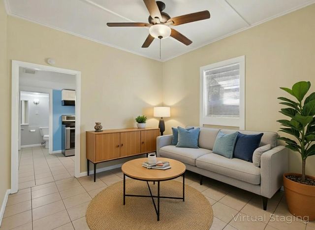 964 W Lakewood Road, West Palm Beach, FL 33405