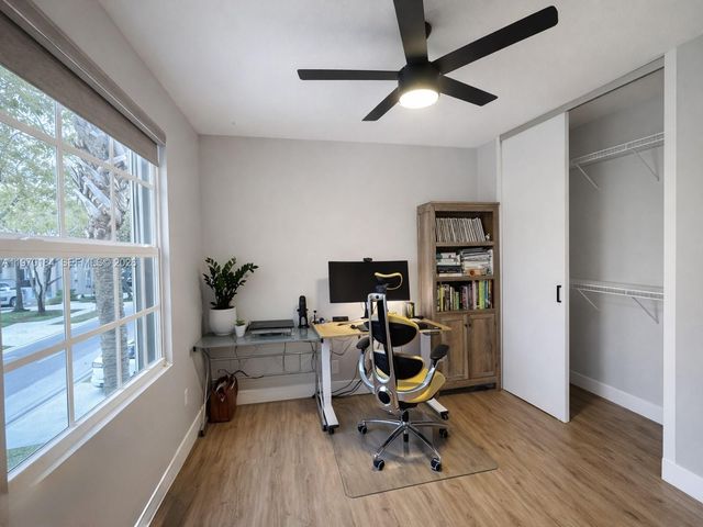 10708 NW 12th Mnr, Plantation, FL 33322