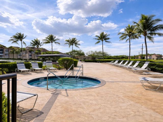 10708 NW 12th Mnr, Plantation, FL 33322