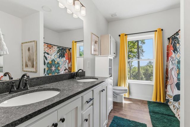 579 Overlook Circle, Young Harris, GA 30582