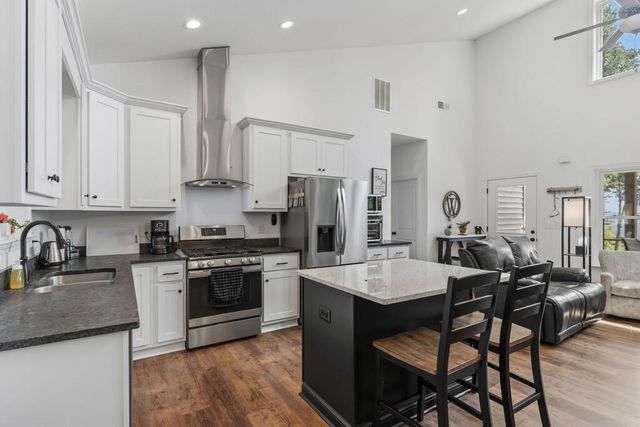 579 Overlook Circle, Young Harris, GA 30582