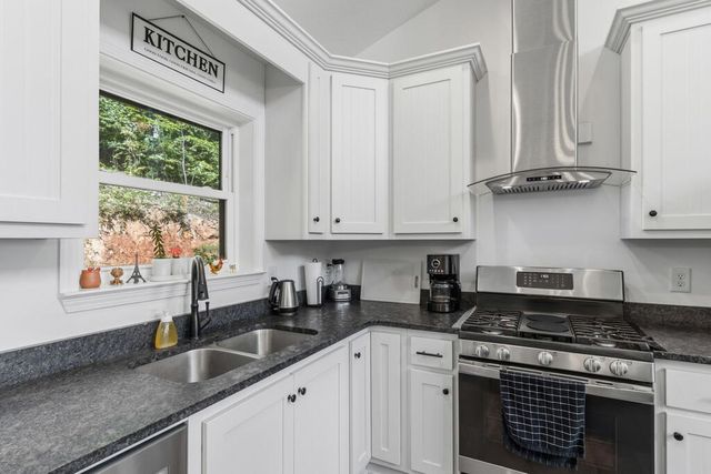 579 Overlook Circle, Young Harris, GA 30582