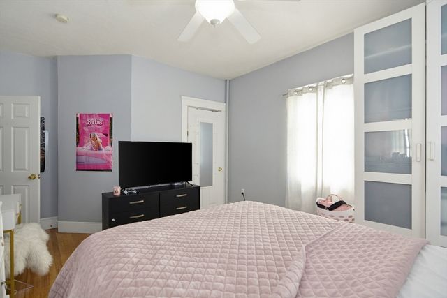 38 Oberlin St, Worcester, MA 01610