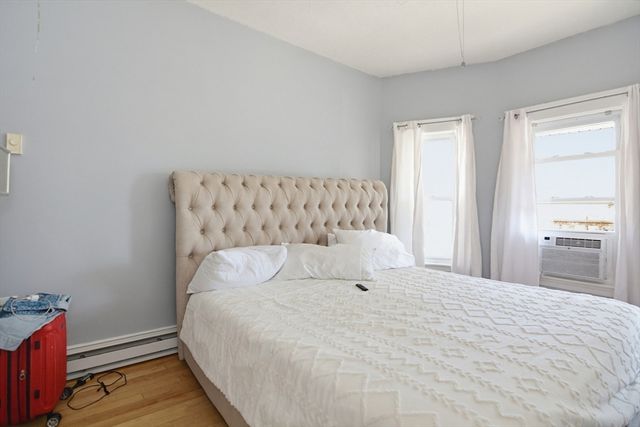 38 Oberlin St, Worcester, MA 01610