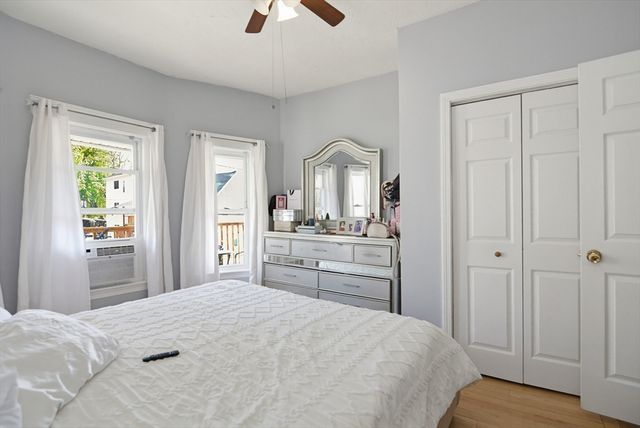 38 Oberlin St, Worcester, MA 01610