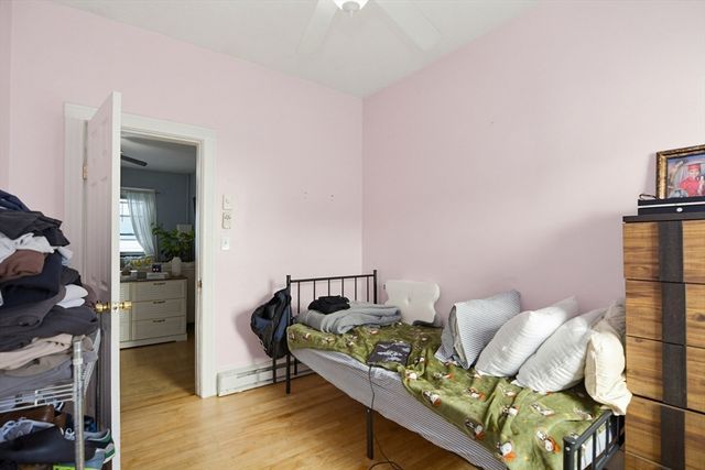 38 Oberlin St, Worcester, MA 01610