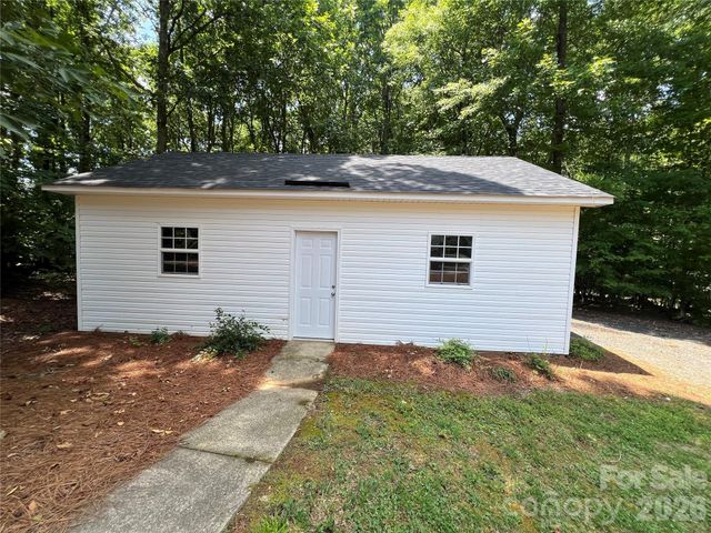 245 Jermane Road, New London, NC 28127