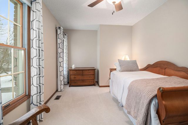 1677 Pond Shore Drive, Pittsfield Charter Twp, MI 48108