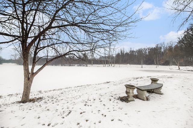 1677 Pond Shore Drive, Pittsfield Charter Twp, MI 48108