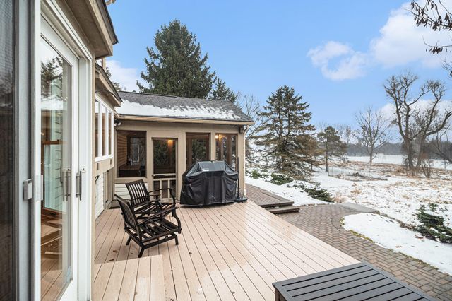 1677 Pond Shore Drive, Pittsfield Charter Twp, MI 48108