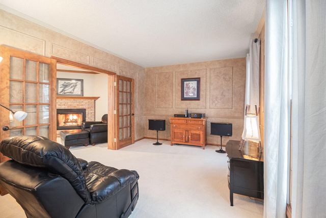 1677 Pond Shore Drive, Pittsfield Charter Twp, MI 48108