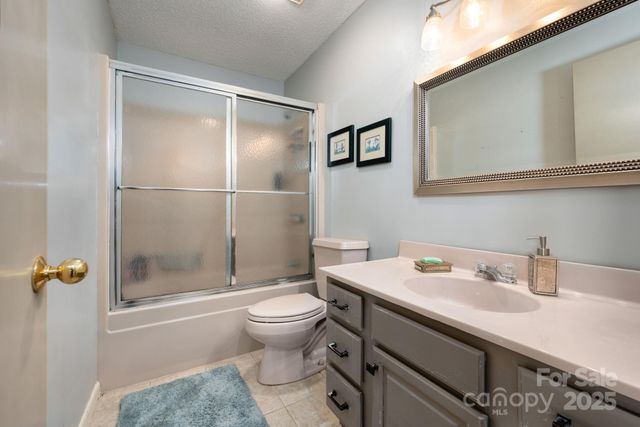 481 Overlook Drive, Mars Hill, NC 28754