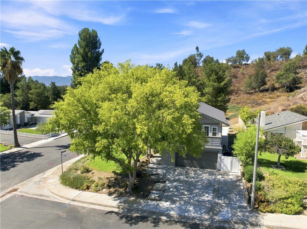 23002 La Granja, Valencia, CA 91354 — photo 4