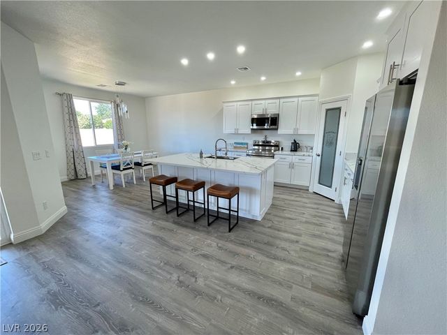 6660 Stubblefield Drive, Pahrump, NV 89061