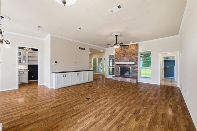 231 Ash Drive, Waxahachie, TX 75165